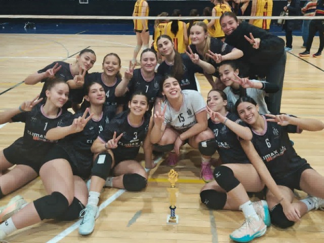 Estudiantes fue subcampe�n del Regional Sur Sub 18